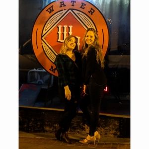 Meet your Posher, Lindsey